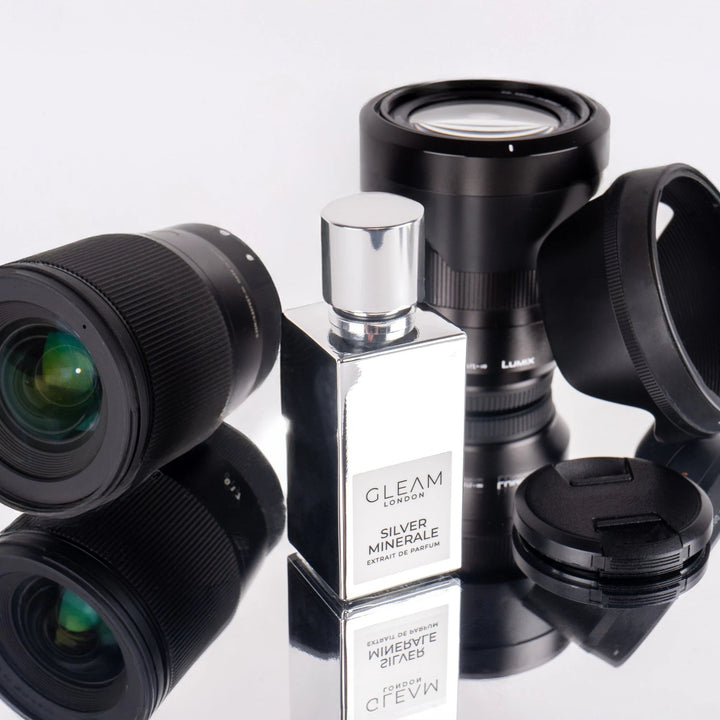Gleam Silver Minerale 50ml Extrait de Parfum - side angle with packaging