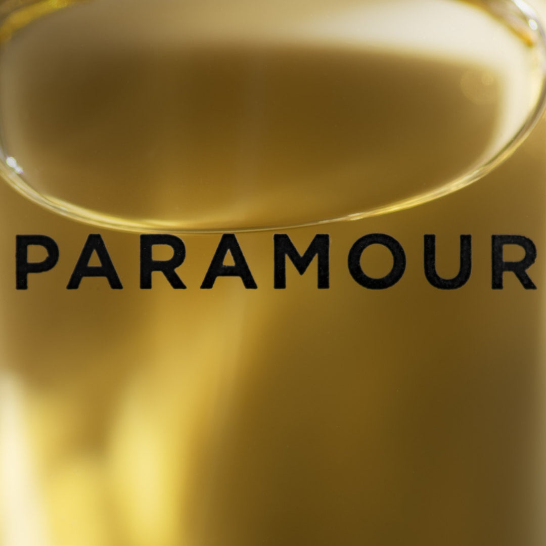 Oman Luxury Paramour Eau de Parfum bottle macro detail of the engraved glass