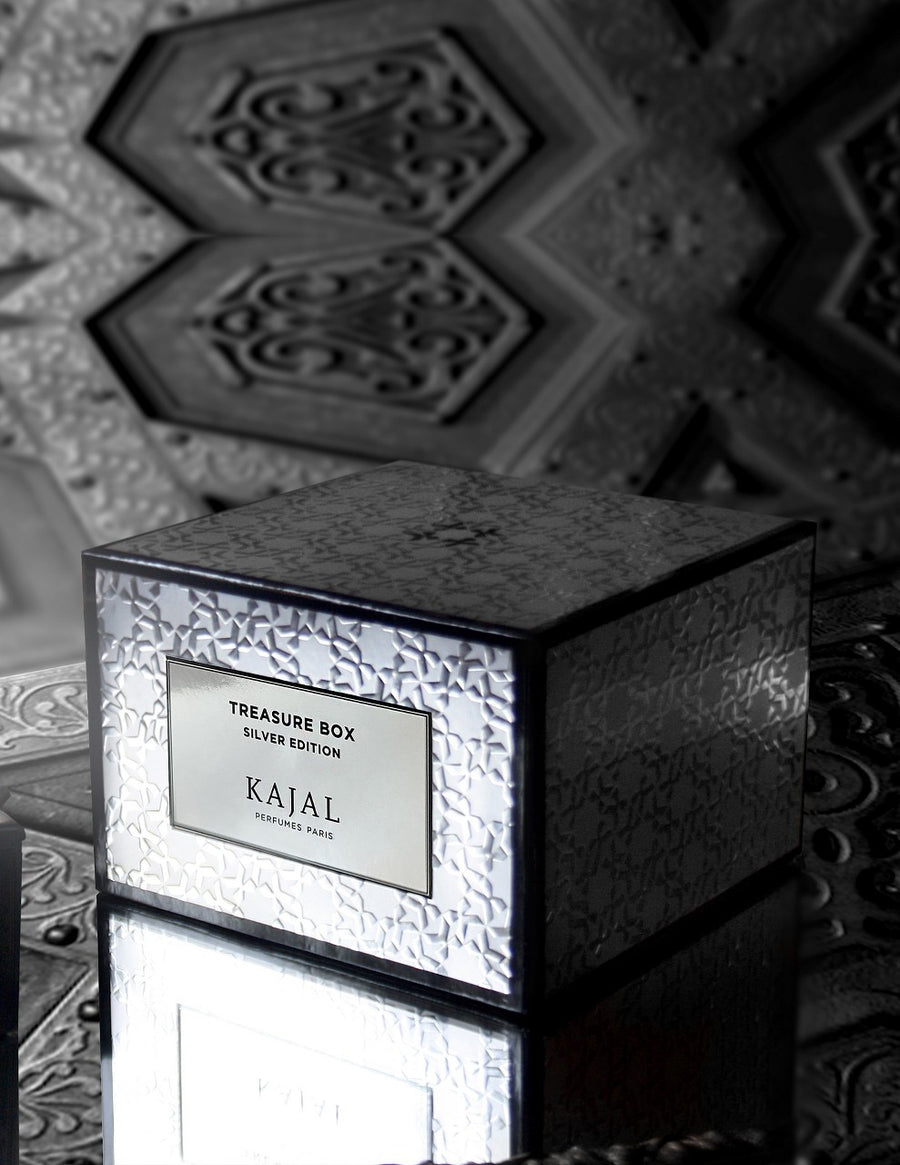 Kajal Treasure Box Silver Edition discovery set with eight-pointed silver star packaging