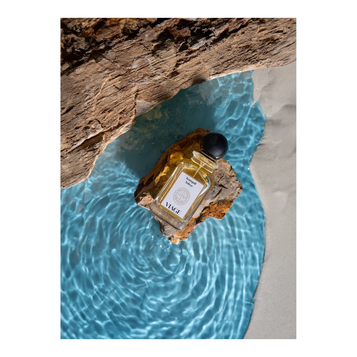 Viage Tranquil Tokyo 100ml Eau de Parfum - side angle with packaging